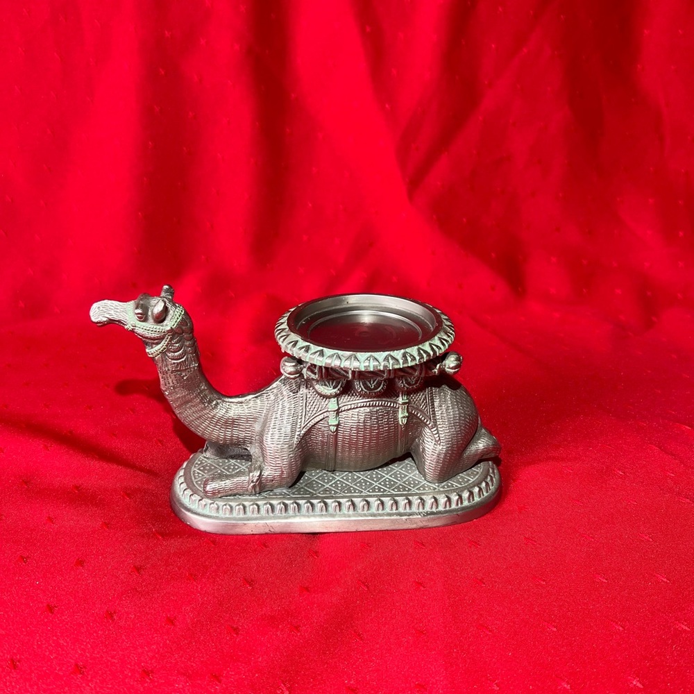 Bronze candle holder